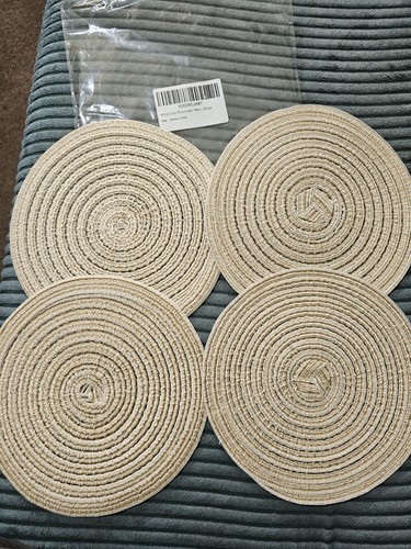 Round woven yarn placemats - round,