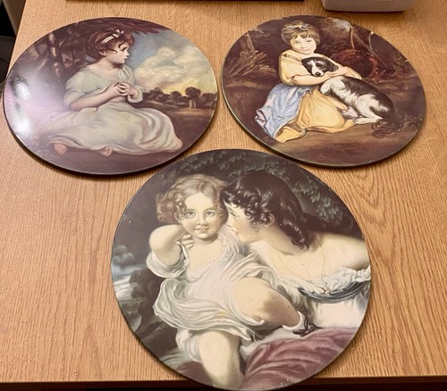 Set round place mats for - of,