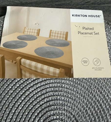 Set round woven - of, placemats